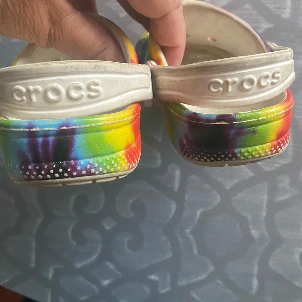 CROCS dress up